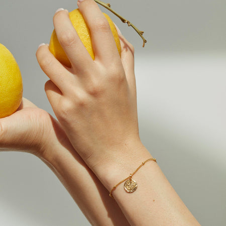 Guiding Star Bracelet Gold